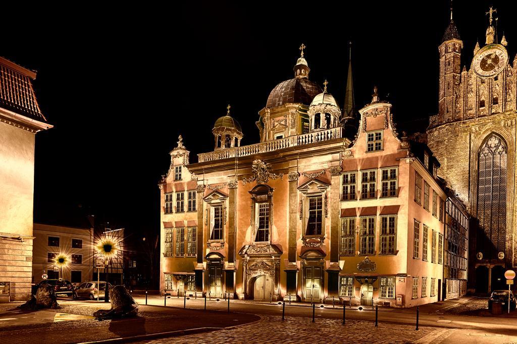 Apartament Kameralny Przy Ul. Piwnej Gdansk Exterior photo